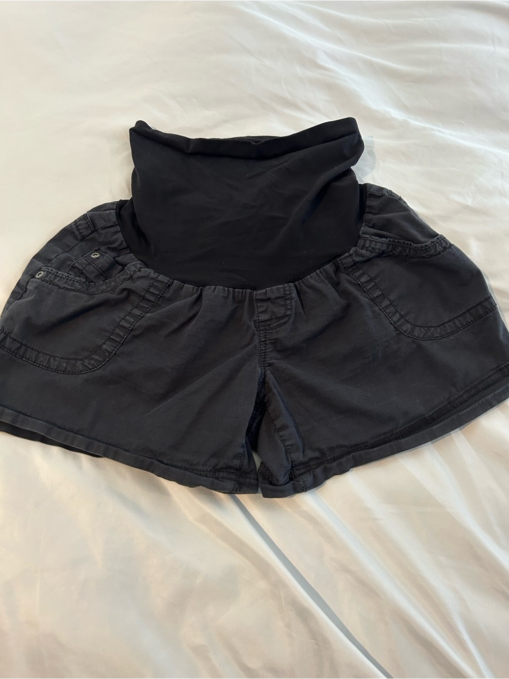 Motherhood Maternity Black Roll Panel Shorts Womens Medium Casual